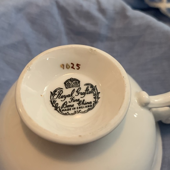 Vintage rare find Royal Grafton Tea Cup - Picture 6 of 6